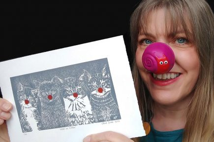 The purrfect red nose kit! York artist Jane creates bespoke prints for Comic Relief