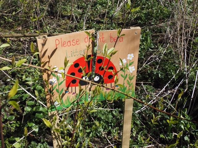 Vandals destroy litter bug sign in Thornton-Le-Dale