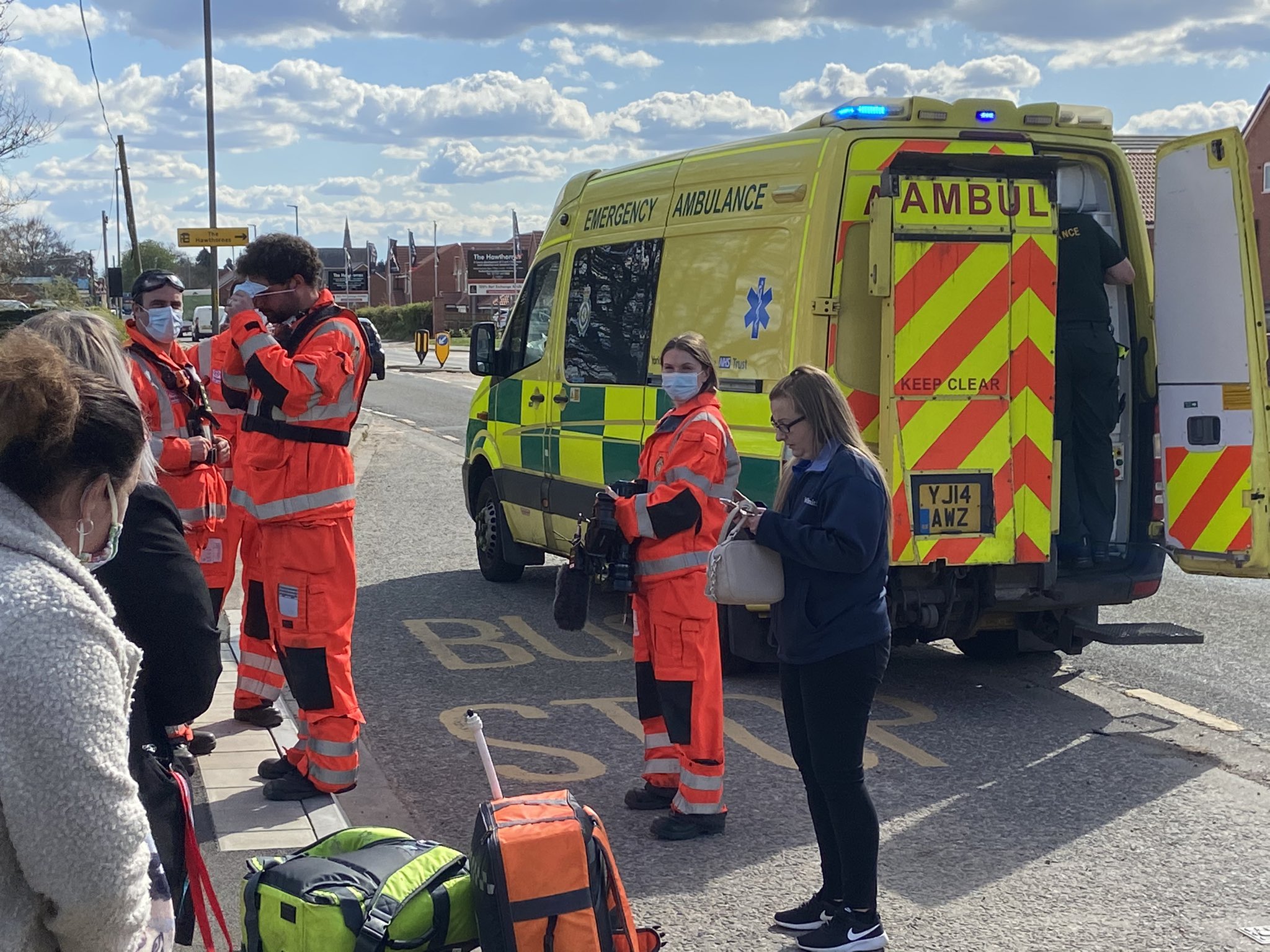 Teenager impales leg on railings in Carlton