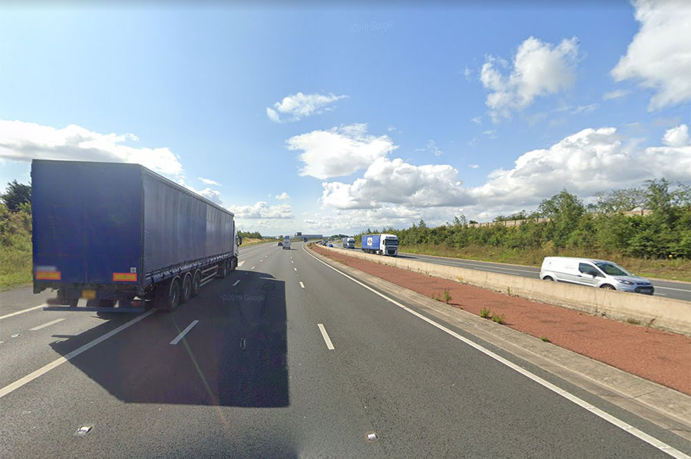 Multi-vehicle crash closes main road in North Yorkshire – Long queues building