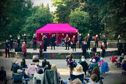 York outdoor stage show cancelled – after the council insisted singers must wear masks
