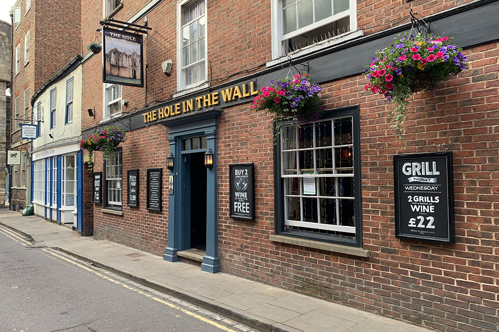 Man arrested over threats on York city centre street