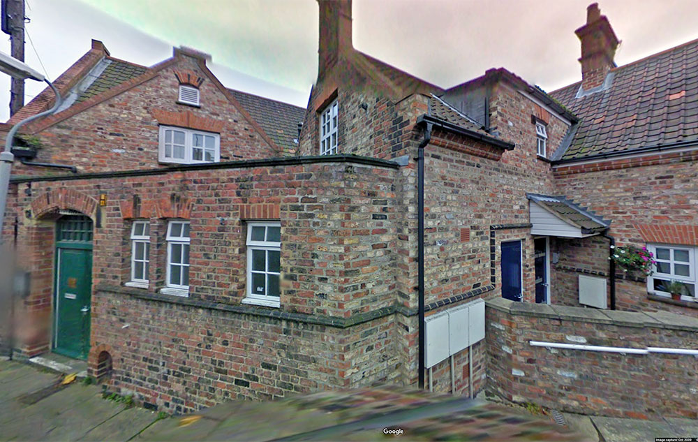 Burglars try to force their way in to York church hall