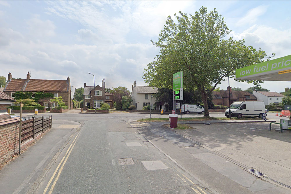 Gang attack man on York street
