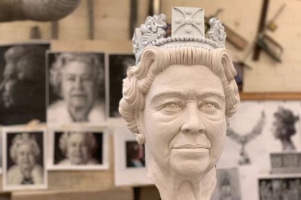 Here’s when the statue of the Queen will be unveiled at York Minster