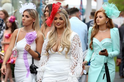 A final fashion flurry! 17 pix of York Races fashion from the last day of ‘fantastic’ Ebor meeting