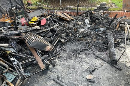 Fire destroys shed in York – but firefighters save the house