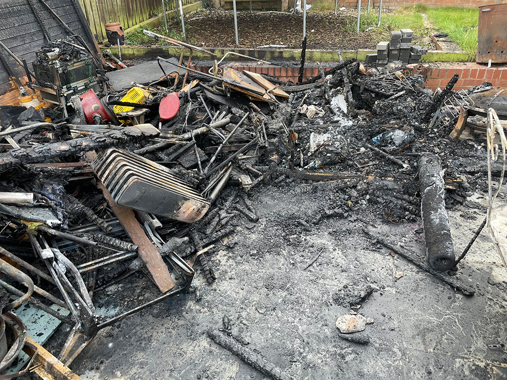 Fire destroys shed in York – but firefighters save the house