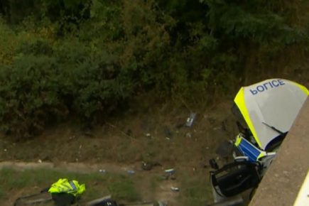 Updated: Police officer seriously hurt in motorway crash