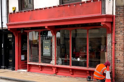 Work begins on new York restaurant – and they’re recruiting