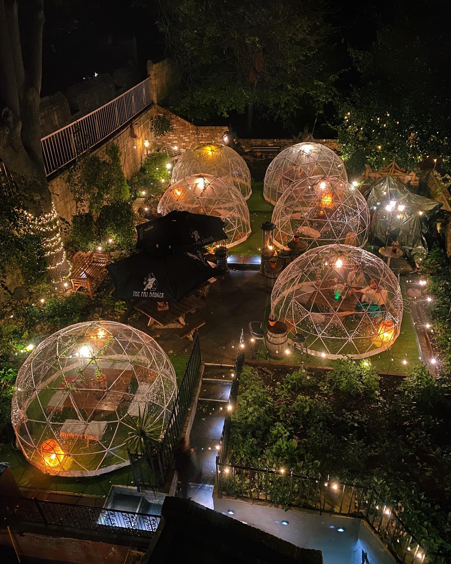 Sparkly igloos with Minster views turn York beer garden into a winter wonderland