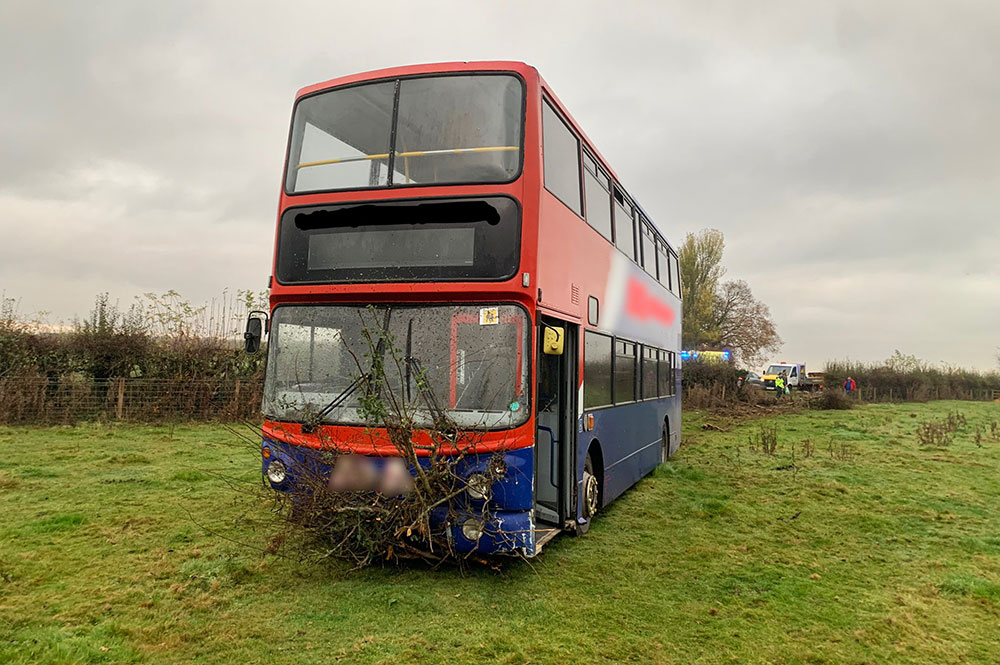 Bus driver injured in crash near York