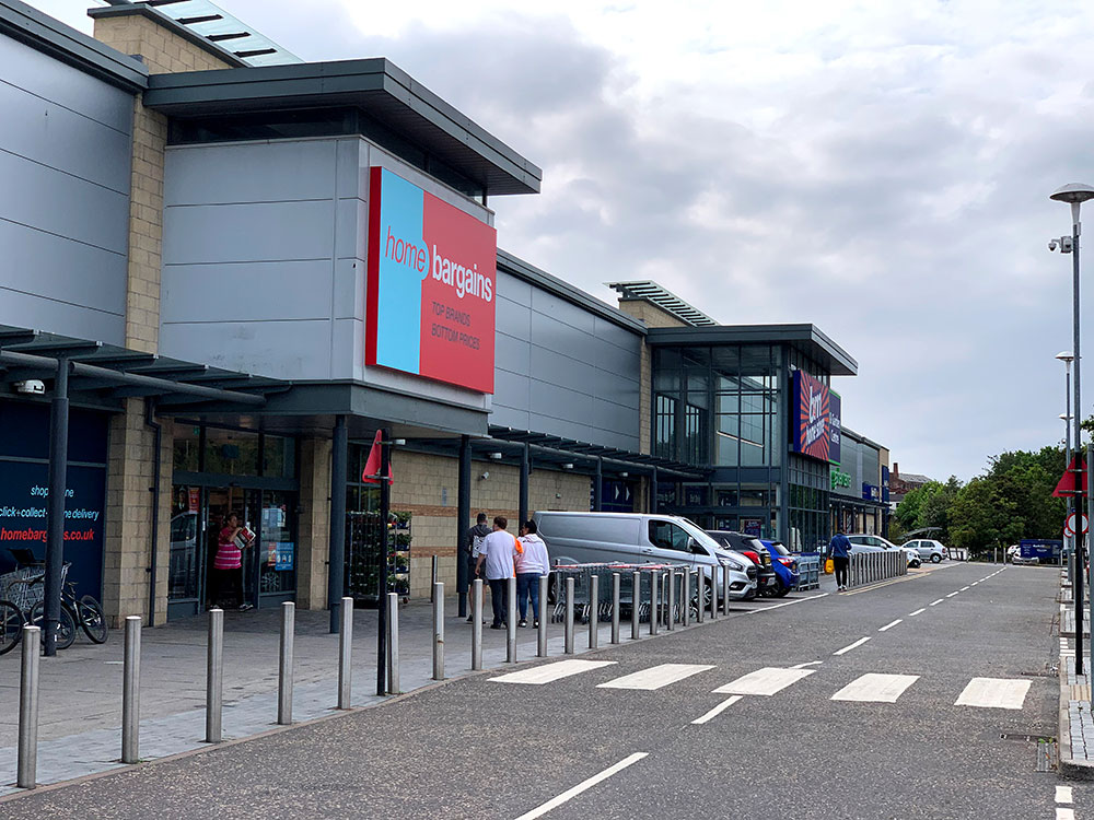 Man breaks leg at York shopping park