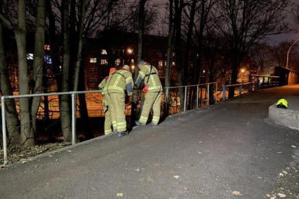 999 crews called to incident by the River Foss