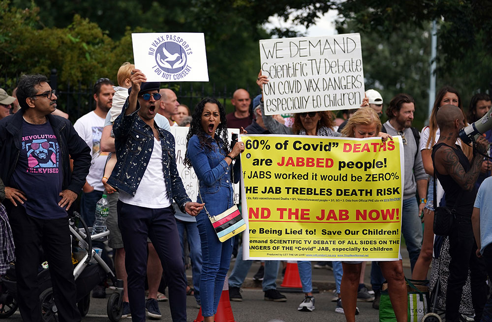 Roads closed, police out in force – York prepares for big Covid protest tomorrow