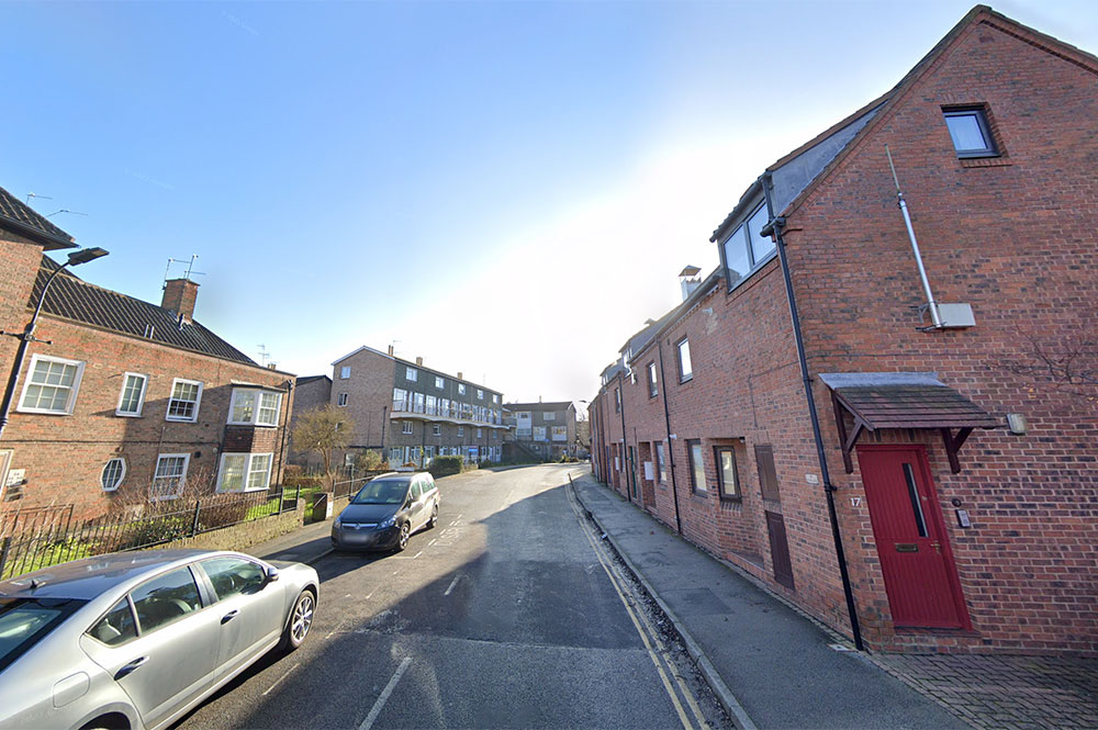 Man suffers broken ankle in York street attack