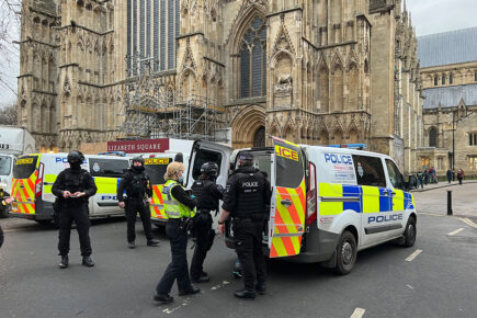 Video: Armed police swoop at York Minster – Suspected gunman arrested