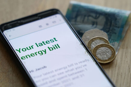 Household energy bills will soar by nearly £700 in April – Chancellor announces temporary £200 rebate