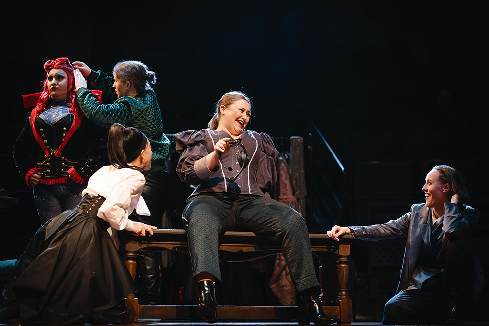 Theatre goer walks out of York play – ‘because it had Yorkshire accents in it’