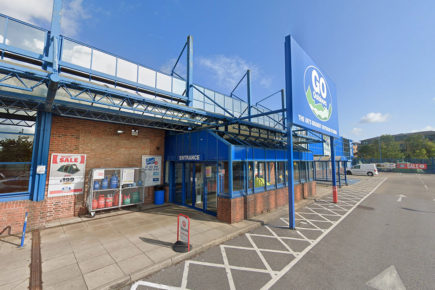 York store launches closing down sale before moving to ‘bigger and better location’