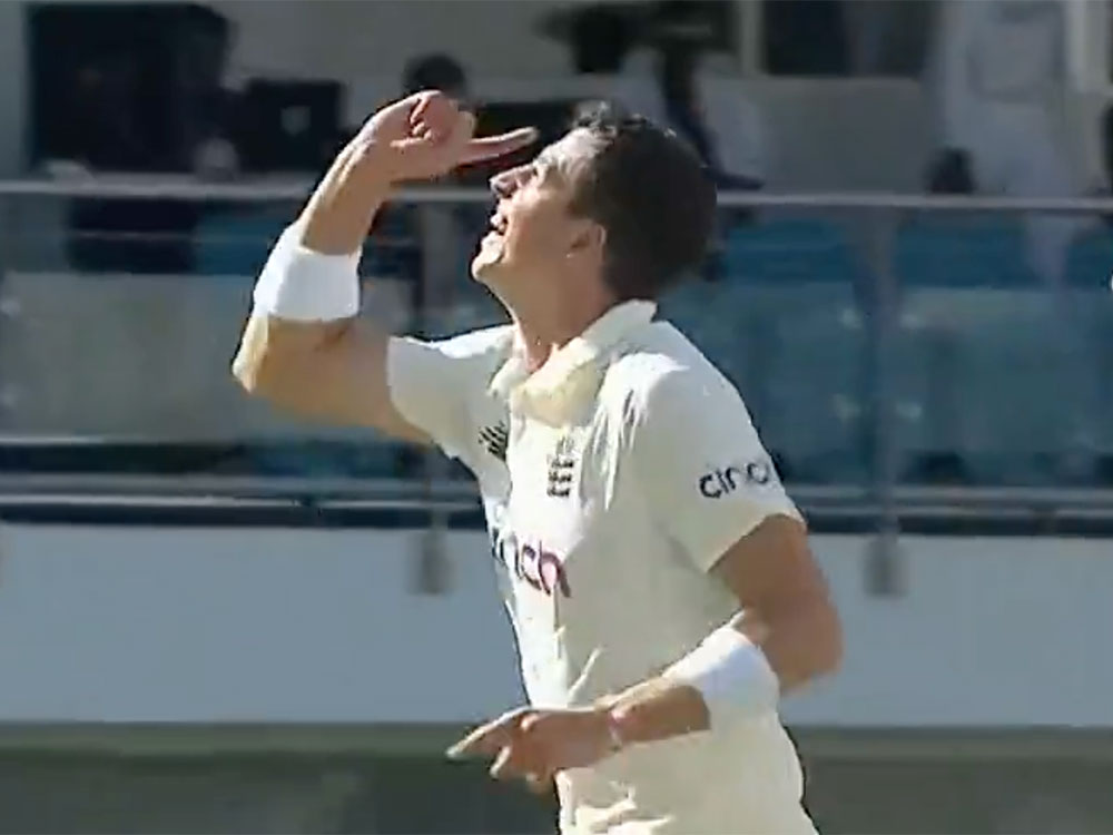 Watch: York cricket hero Matthew bags a wicket for England – with his second Test delivery