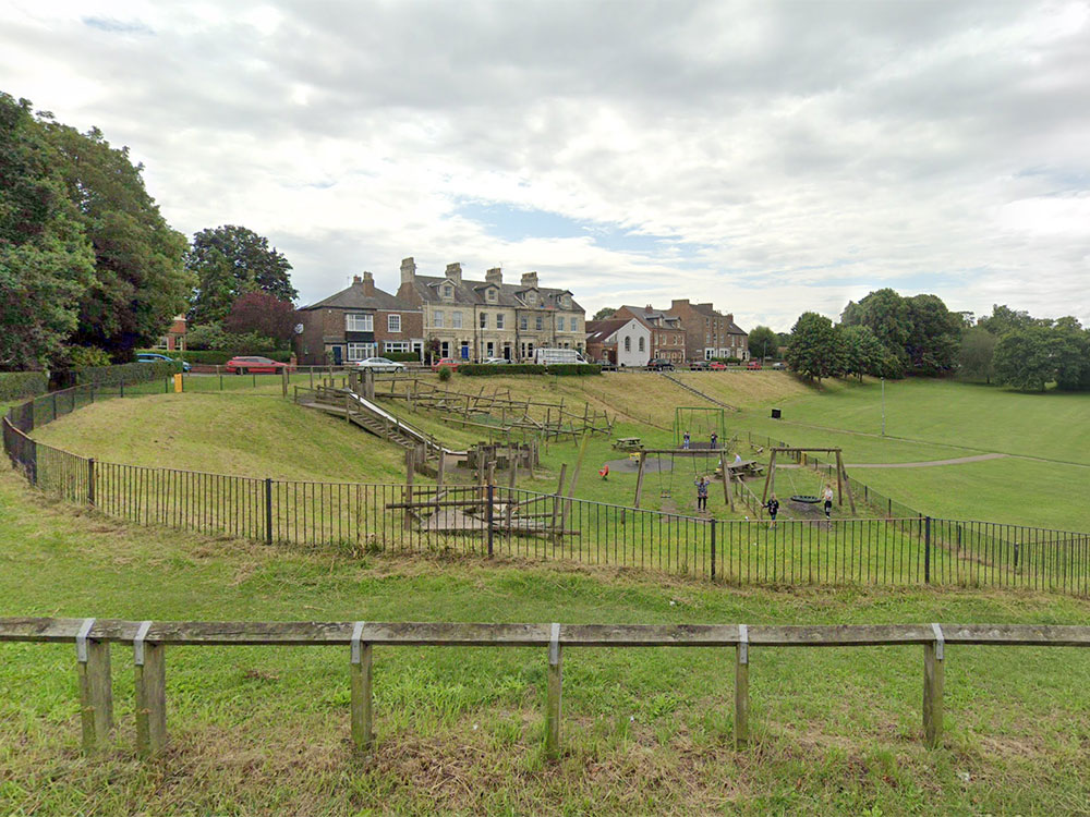 Teenagers attacked in York hate crime – One suffers permanent damage to her teeth