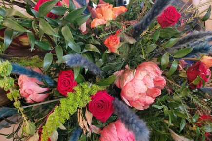 24 pix of a fantastic York flower display, inspired by the stained glass in historic church
