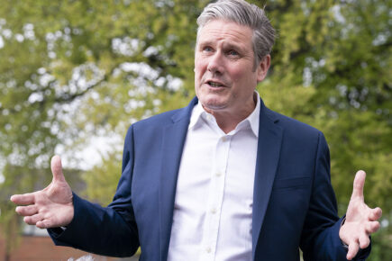 Keir Starmer hits out at ‘chaotic’ plans to open immigration centre in Linton-on-Ouse