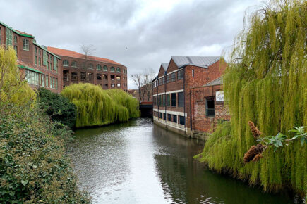 Two men fall into the river in York prompting 999 rescue operation