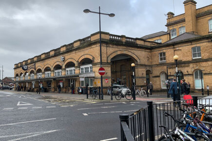 Taxi driver racially abused at York Station – Two people arrested