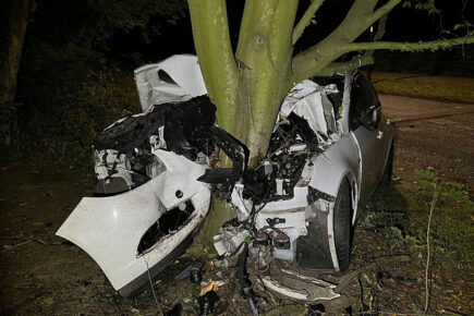 Police ‘gobsmacked’ that couple got out alive from this horror crash