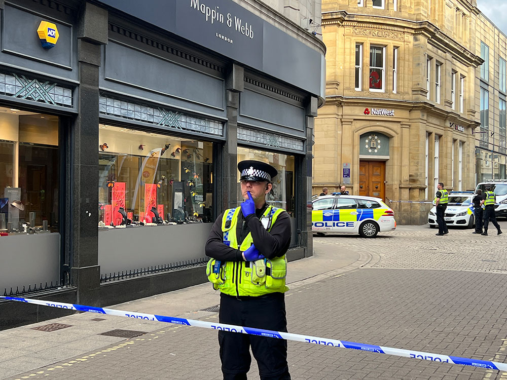 Man dies after Coney Street jeweller’s incident – Three men in custody