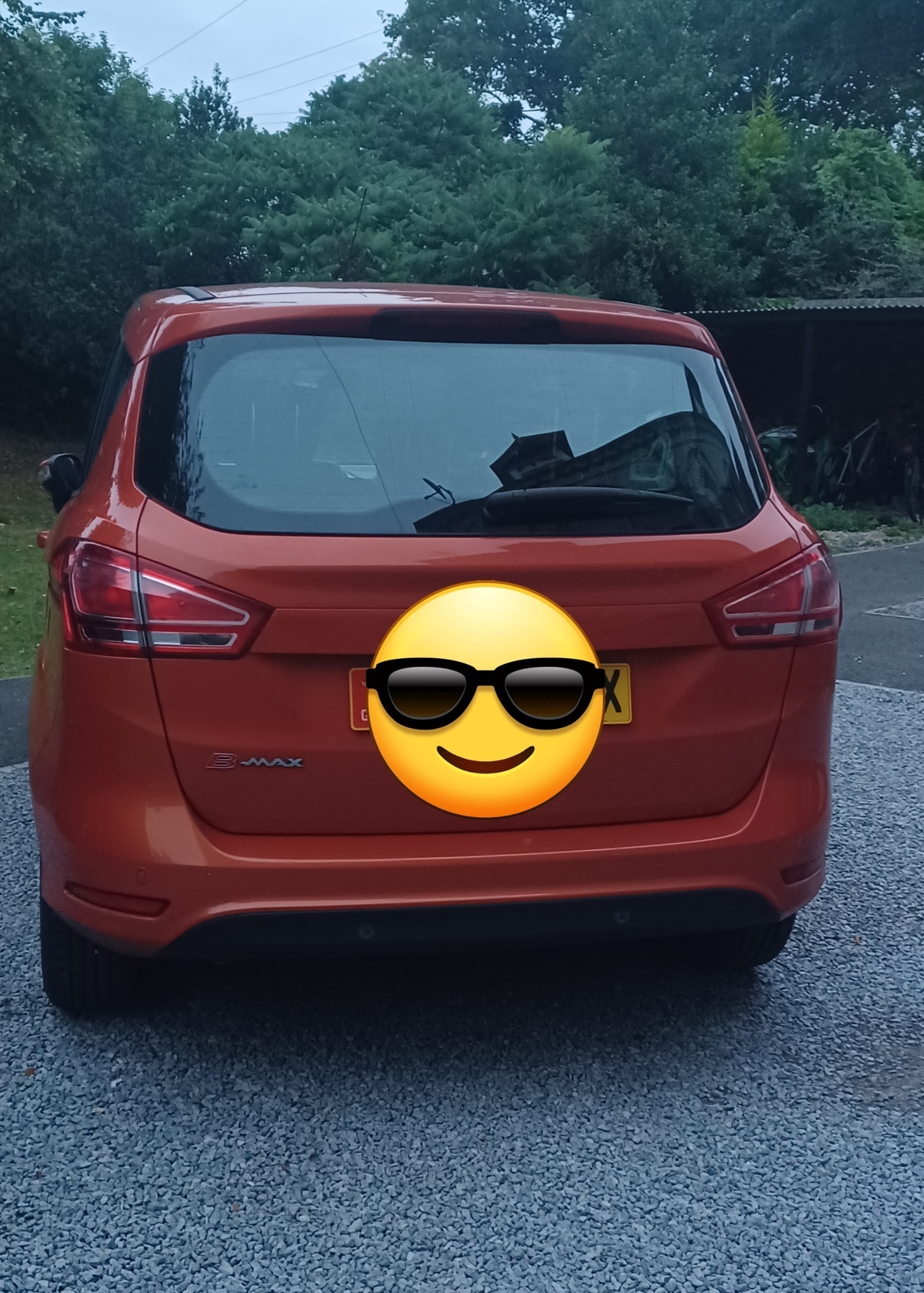 Police step in to help visitor who had forgotten where their car was parked