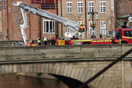 Emergency services bring York bridge incident to safe conclusion
