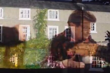 Greenpeace beam video on to PM’s North Yorkshire home