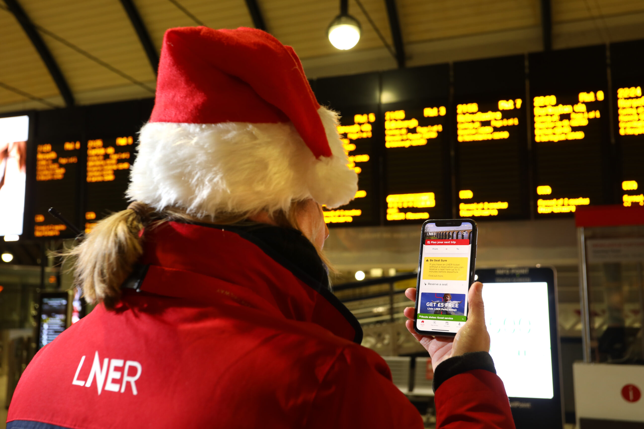 LNER to release thousands of Christmas train tickets for sale