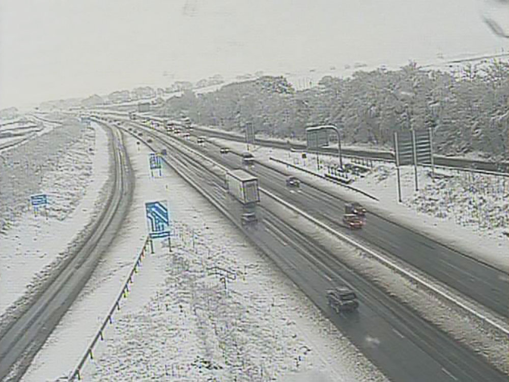 Snow causing travel problems in parts of North Yorkshire with motorway slip road closed
