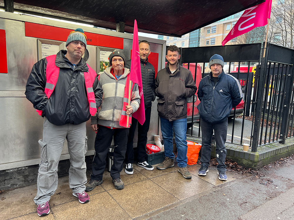 York postal workers say they are striking to save the service – otherwise it ‘can’t last much longer’