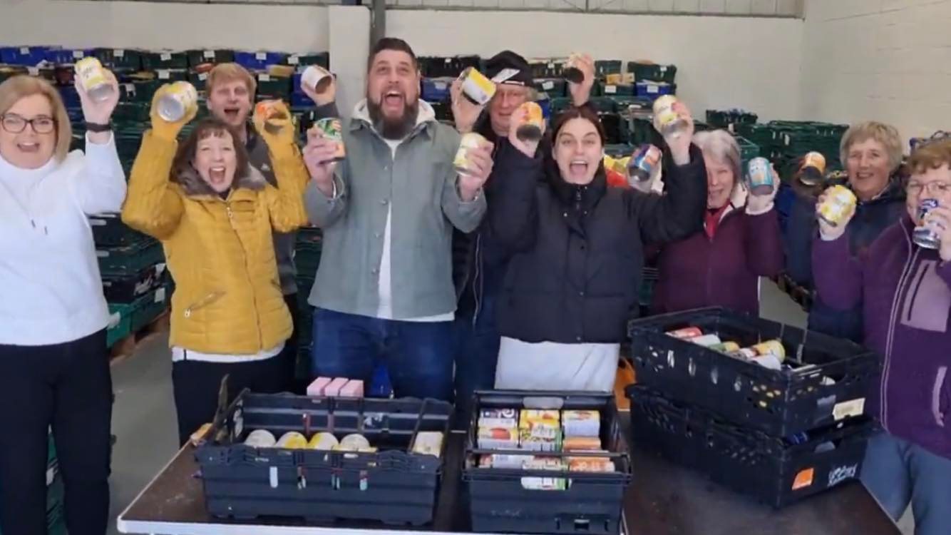 Watch: YorkMix appeal brings in a Tonne of Tins to local foodbanks