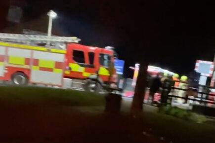 Car goes into canal at Selby – Police in rescue operation