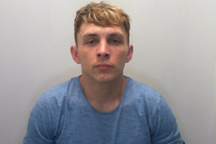 York shop worker left ‘shaking with fear’ as knife-wielding raider threatened to stab her