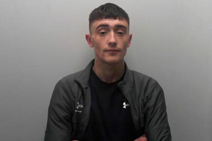 ‘I will cut you’: York man jailed for lunging at friend with ‘wicked looking’ knives