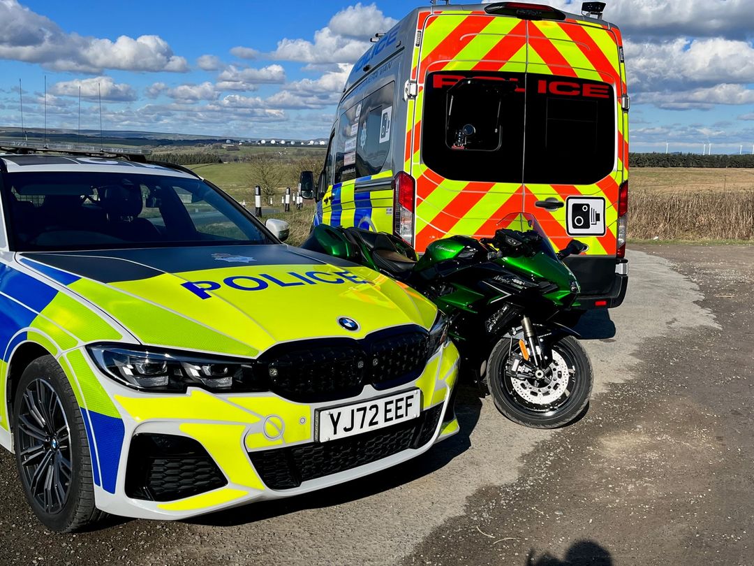 Man arrested after Jaguar involved in dangerous driving incident in Whitby