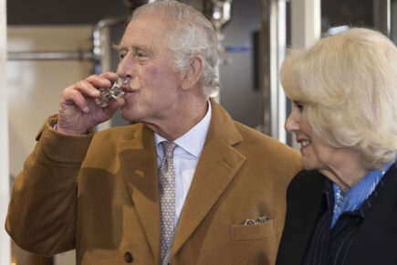 ‘Nothing more fun than gin’ jokes the King as he tours Malton with Queen Camilla