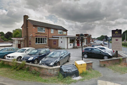 Violence breaks out in York pub – One man knocked unconscious
