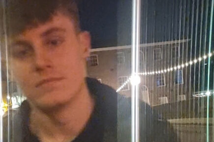 Police issue image of man they want to talk to over York bridge incident