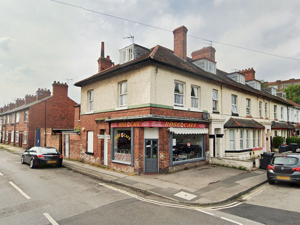 York café robbed: Thief forces entry and cycles off with till under his arm