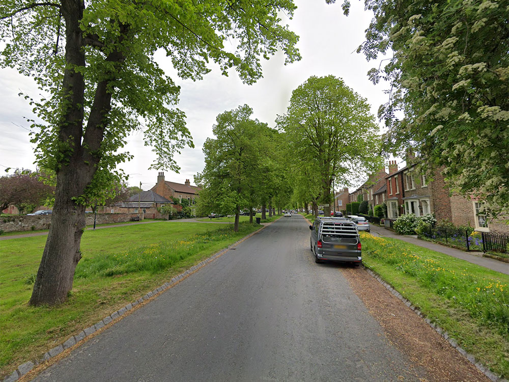 Emergency services called to crash in Thirsk