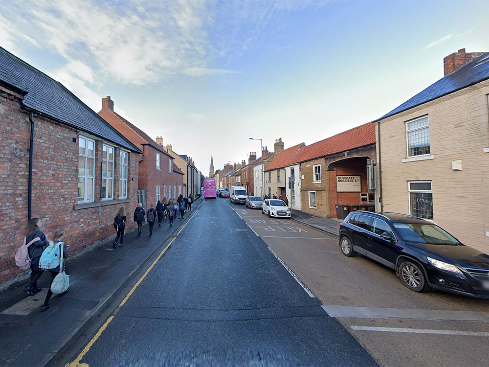 Cyclist dragged off his bike and attacked by a man and a woman in Selby