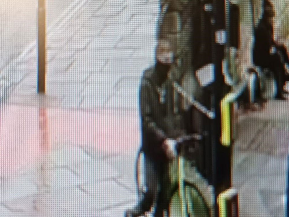 Police release CCTV after bike theft in York